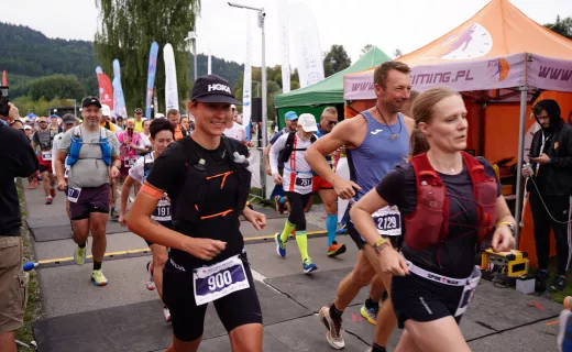 23 kilometry po górach. Zawodnicy pełni uśmiechów ruszyli na trasę [ZDJĘCIA] - 24